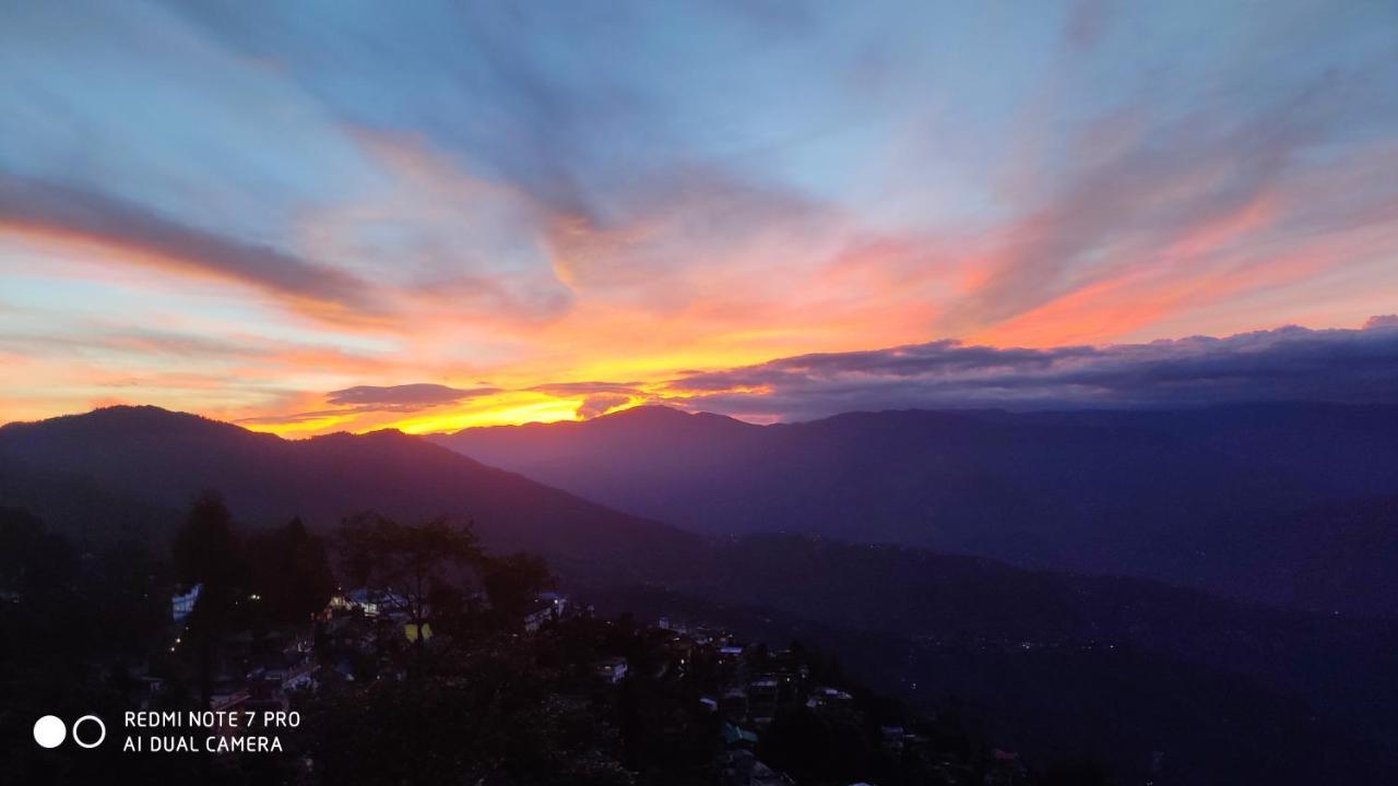 Swarna Kamal Homestay Darjeeling  Bagian luar foto